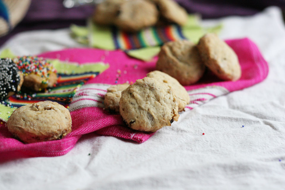 Pabassinas- Almond Raisin Cookies